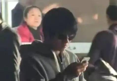 娱乐圈吃瓜男生小说